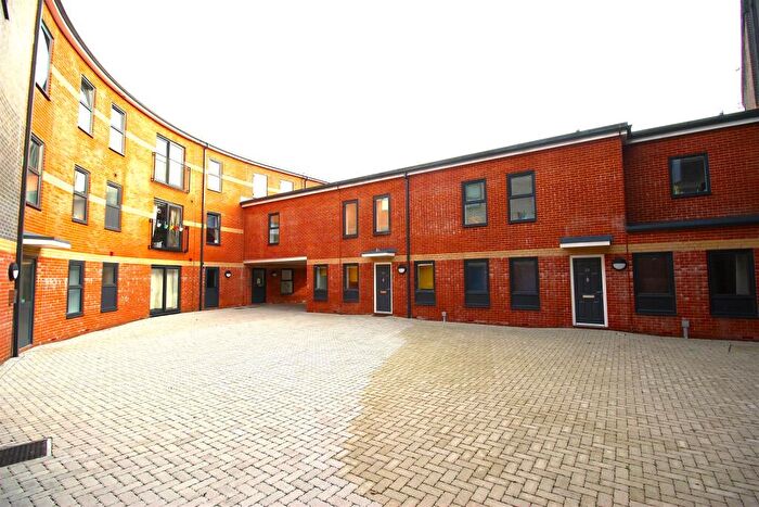1 Bedroom Apartment To Rent In Prince George Street, Havant, PO9