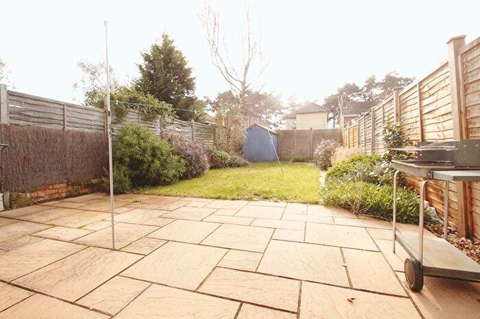 4 Bedroom Semi-Detached House To Rent In Winton, Bournemouth, BH9