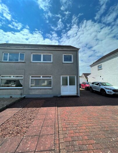 3 Bedroom Semi-Detached House To Rent In Parkwood Crescent, Broxburn, EH52