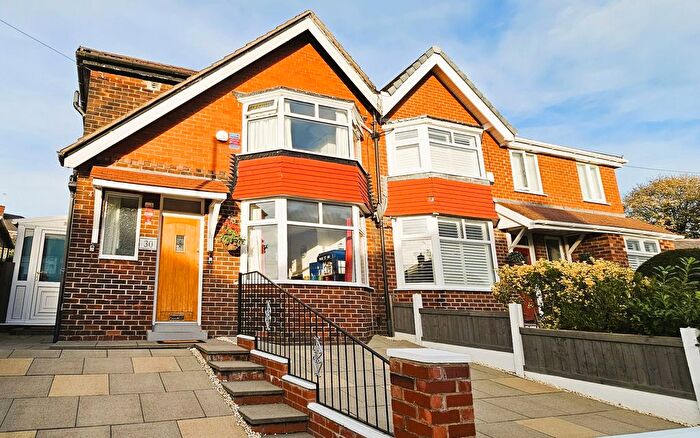 3 Bedroom Semi Detached House For Sale In Cliftonville Drive, Swinton, M27
