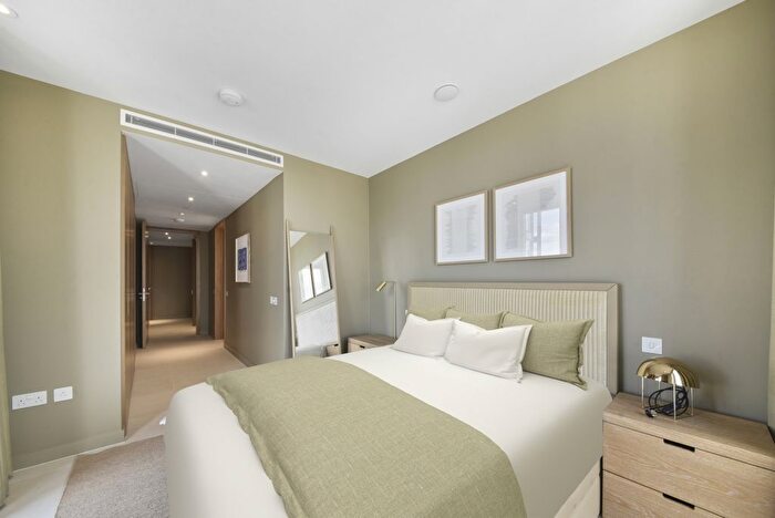 3 Bedroom Flat To Rent In Shard Place, London Bridge Street, SE1