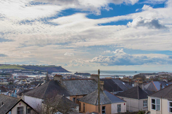 2 Bedroom House To Rent In Thomas Lane, PL4