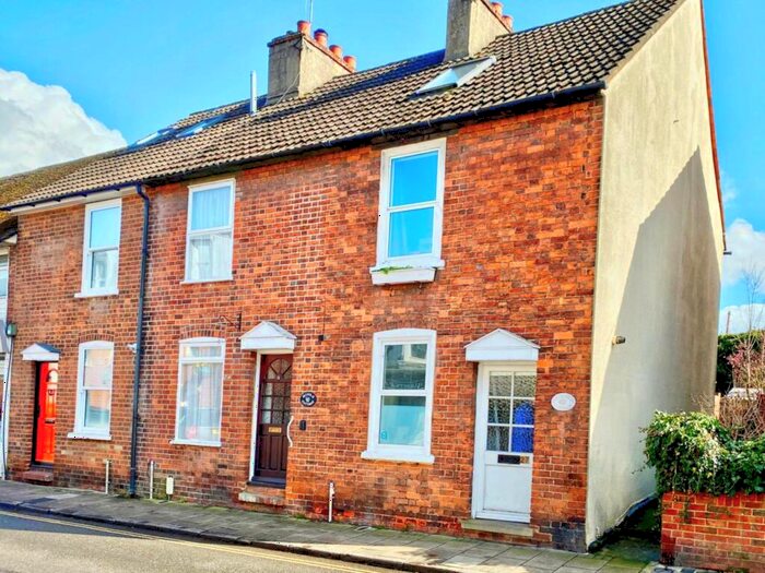 3 Bedroom End Of Terrace House To Rent In Greys Road, Henley-on-Thames, RG9