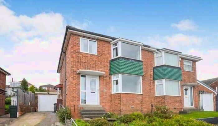 3 Bedroom Semi-Detached House To Rent In Pearsons Close, Stag, Brecks, Herringthorpe, Rotherham, S65