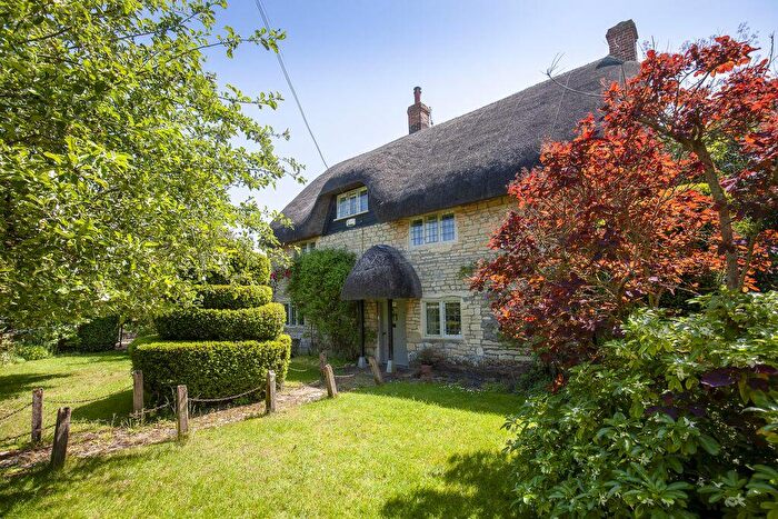 4 Bedroom Detached House For Sale In Fifehead Magdalen, SP8