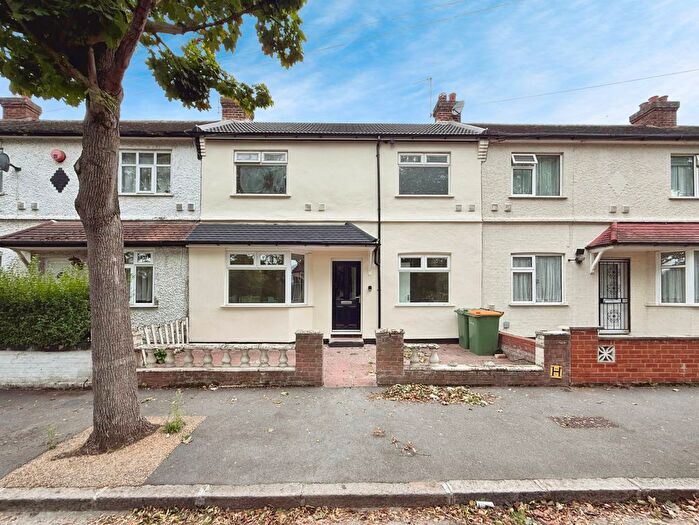 4 Bedroom Terraced House To Rent In Reynolds Avenue, Manor Park, London, E12