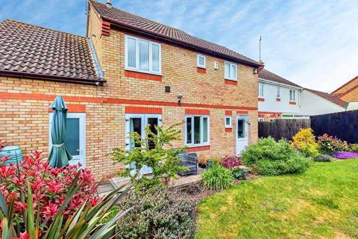 4 Bedroom Detached House For Sale In Chandler Gardens, Thrapston, Kettering, NN14