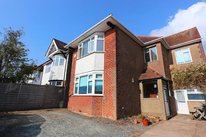 Studio To Rent In Dyke Road, Brighton, BN1