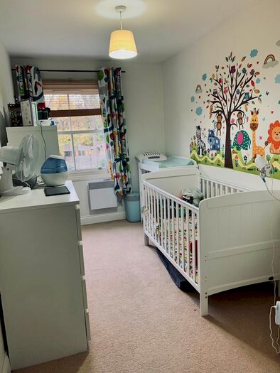 2 Bedroom Flat To Rent In Bromley Road, London SE6