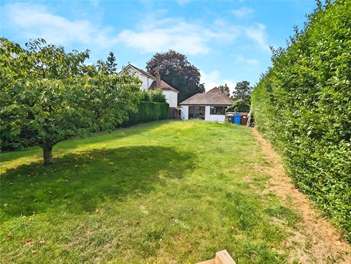 3 Bedroom Bungalow For Sale In Stanton Road, Burton-On-Trent, Staffordshire, DE15