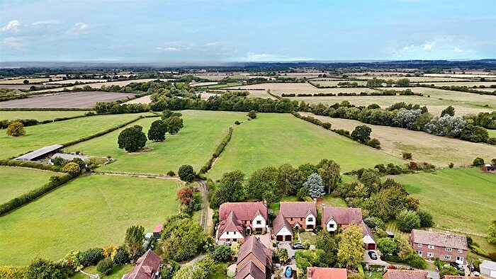 7 Bedroom Detached House For Sale In West End Lane, Bishopstone, Swindon, SN6