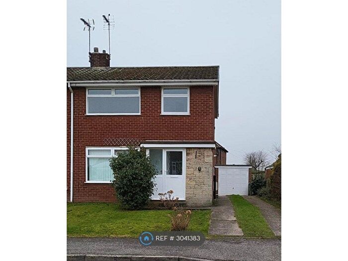 3 Bedroom Semi-detached House To Rent In Maid Marion Drive, Mansfield, NG21