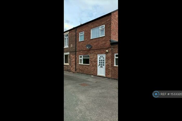 1 Bedroom Flat To Rent In Princess Court, Burton-On-Trent, DE14
