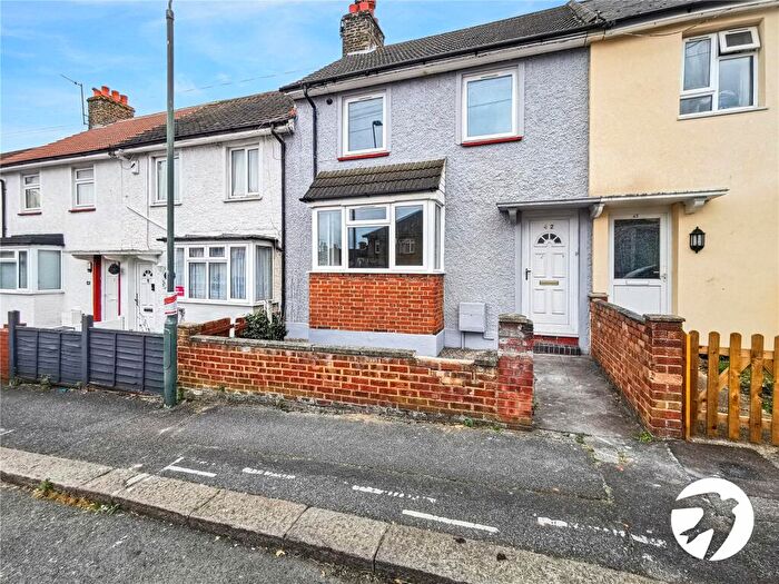 3 Bedroom Terraced House To Rent In Sheridan Road, Belvedere, DA17