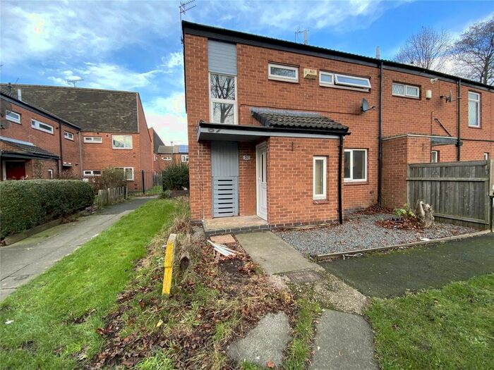 2 Bedroom End Of Terrace House To Rent In Beardsley Gardens, Nottingham NG2