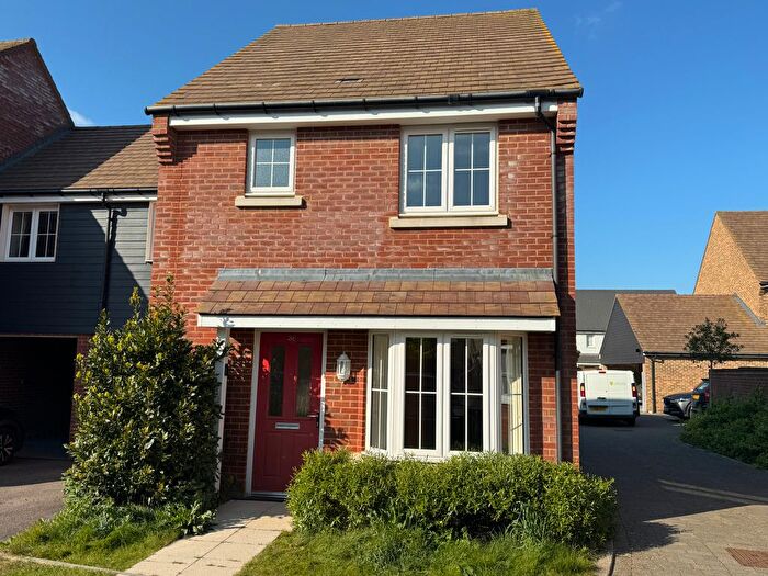 3 Bedroom Semi-Detached House To Rent In Harrier Drive, Ashford, TN25