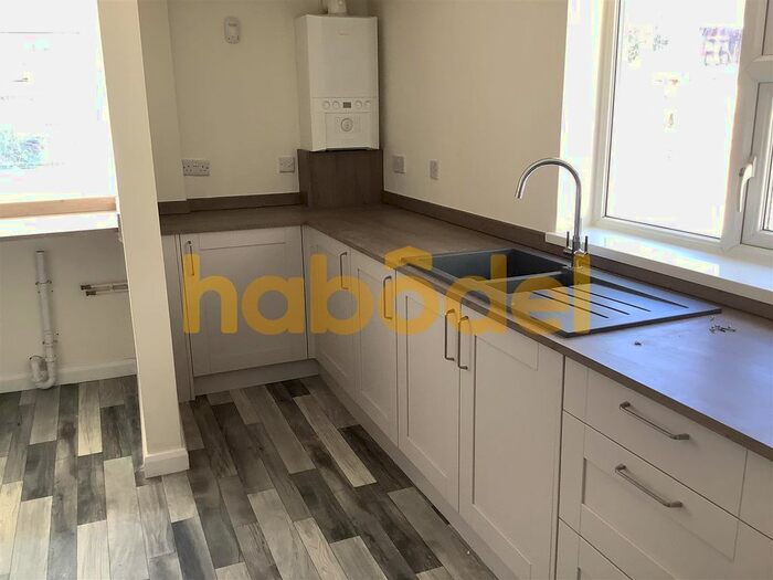 3 Bedroom Terraced House To Rent In Welholme Road, Grimsby, DN32