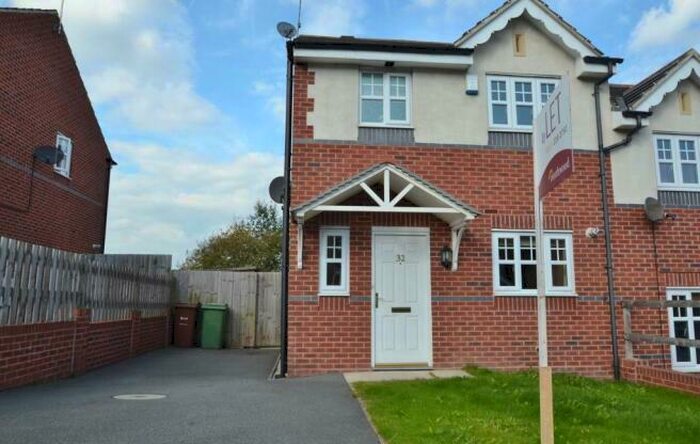 3 Bedroom Semi-Detached House To Rent In Borrowdale Crescent, Leeds, LS12