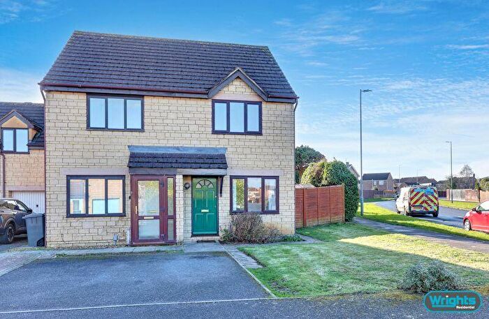 2 Bedroom Semi Detached House To Rent In Cheverell Close, Trowbridge, BA14