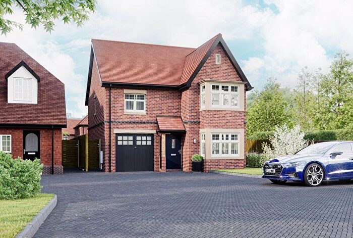 4 Bedroom Detached House For Sale In Meadow View, Dosthill Road, Dosthill, Tamworth, B77