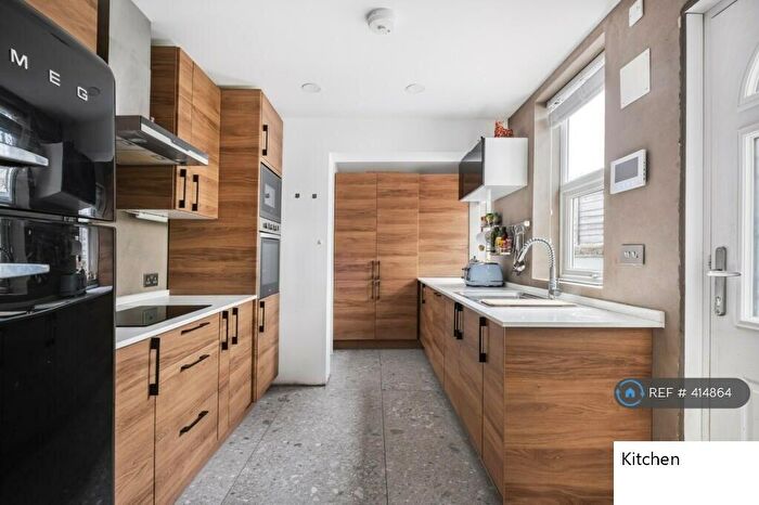 2 Bedroom Maisonette To Rent In Liddon Road, Bromley, BR1