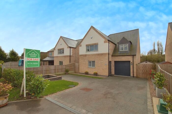 3 Bedroom Detached House For Sale In Drove Road, Shepeau Stow, Spalding, PE12