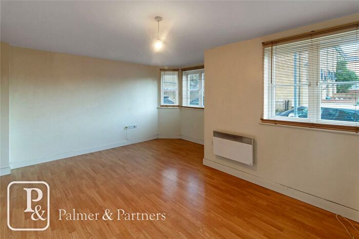2 Bedroom Flat For Sale In Propelair Way, Colchester, Essex, CO4