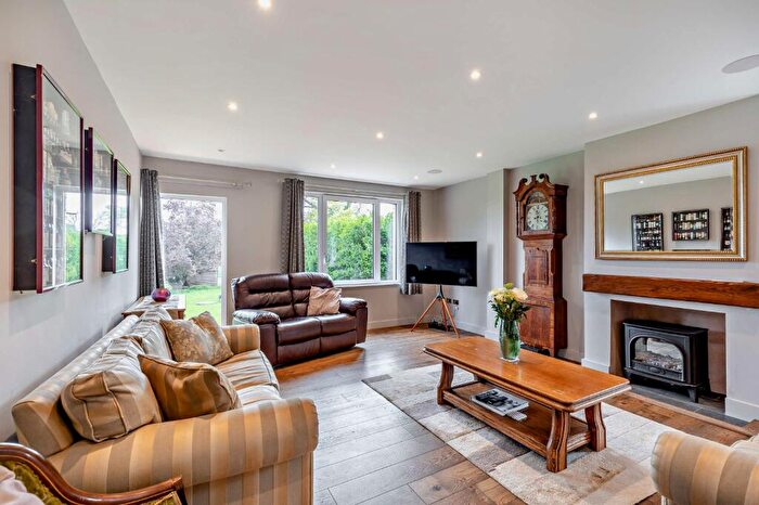 5 Bedroom Equestrian Facility For Sale In Manns Hill, Burghfield Common, Reading, Berkshire, RG7