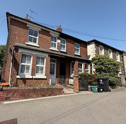 Studio To Rent In Mile End Road, Colchester, Essex, CO4