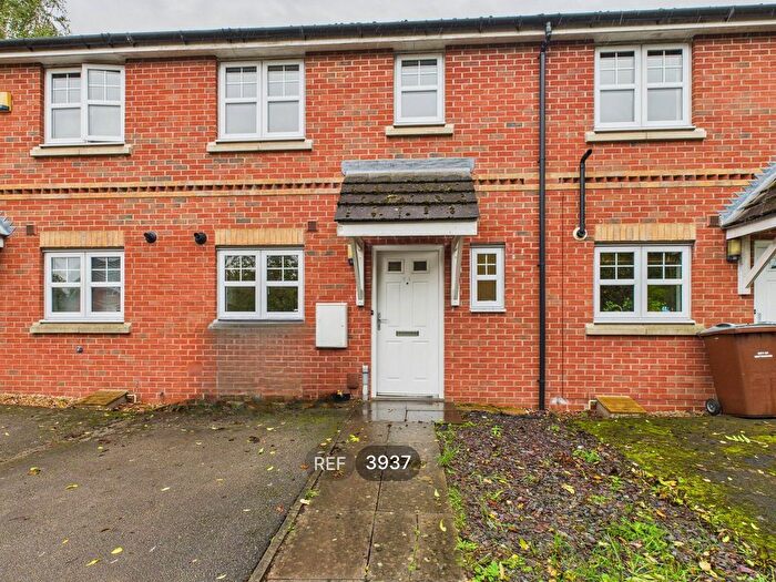 2 Bedroom Terraced House To Rent In , Melbourne Court, Nottingham, NG8