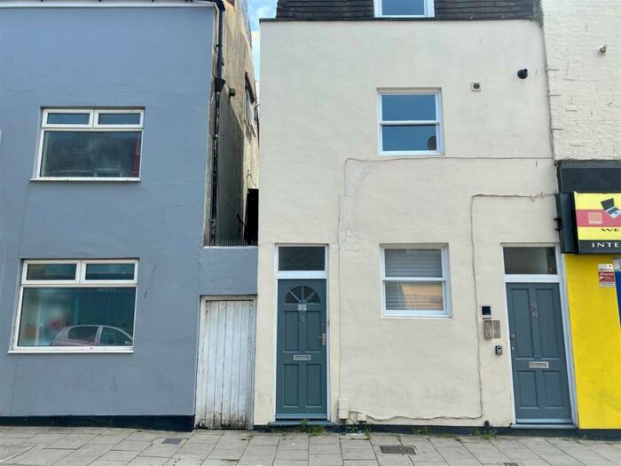 2 Bedroom Terraced House To Rent In St. James's Street, Brighton, BN2
