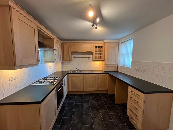 2 Bedroom Flat To Rent In Colonel Drive, L12