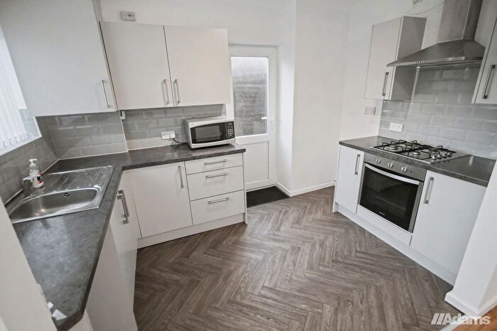 3 Bedroom Semi-Detached House To Rent In Clincton View, Widnes, WA8