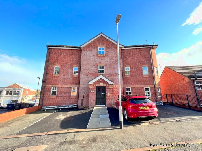 2 Bedroom Apartment To Rent In Fairways House, St. Andrews Square, Stoke-on-Trent, ST4