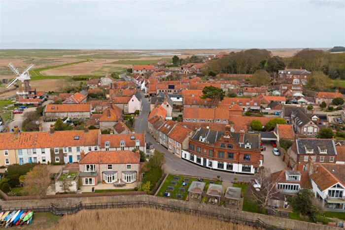 4 Bedroom House For Sale In Cley Next The Sea, North Norfolk, NR25