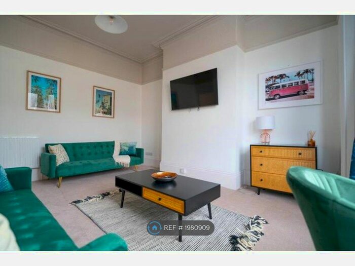 4 Bedroom Flat To Rent In Station Road, Redcar, TS10