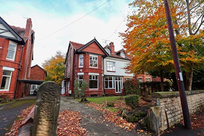 2 Bedroom Apartment To Rent In Spath Road, Didsbury, M20