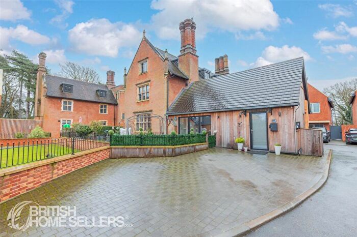 2 Bedroom Apartment For Sale In The Lodge Drive, Drayton, Norwich, Norfolk, NR8