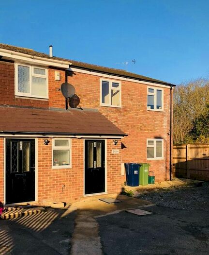 2 Bedroom Flat To Rent In Downside End, Headington, OX3