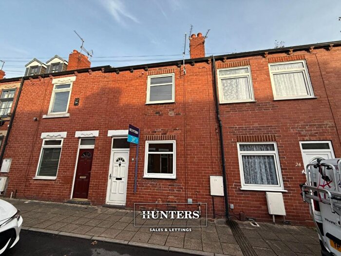 2 Bedroom Terraced House To Rent In King Street, Castleford, WF10