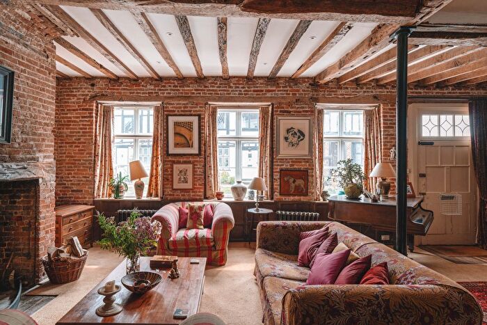 4 Bedroom Terraced House For Sale In Robertsbridge House, Robertsbridge, East Sussex, TN32