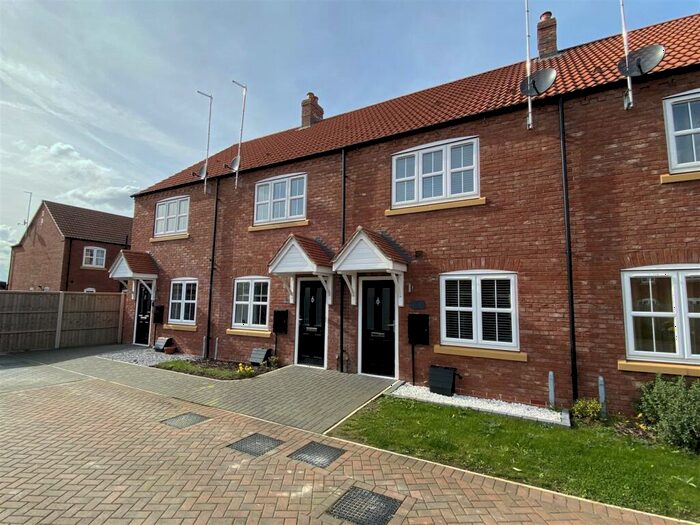 2 Bedroom Town House To Rent In Thistle Close, Goole, DN14