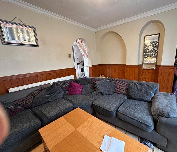 3 Bedroom Terraced House For Sale In Weoley Castle Road, Weoley Castle, B29