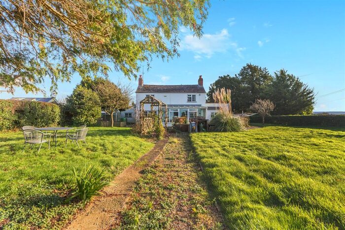 3 Bedroom Cottage For Sale In Stantway Lane, Westbury-On-Severn, GL14