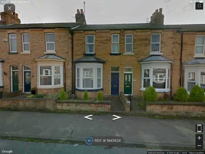3 Bedroom Terraced House To Rent In Ramsey Street, Scarborough, YO12