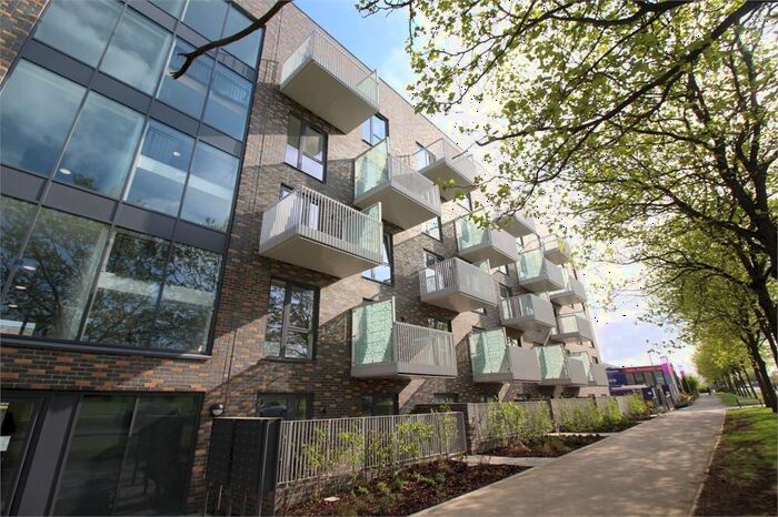 1 Bedroom Apartment For Sale In Lattice Court, Leonara Walk, Milton Keynes, MK9