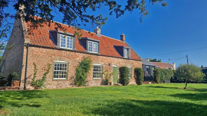 4 Bedroom Detached House For Sale In Period Charm And Modern Living, Quietly Set In Christchurch, PE14