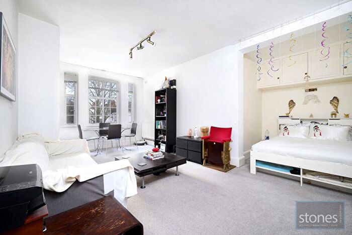 Apartment To Rent In Howitt Close, Belsize Park, London, NW3