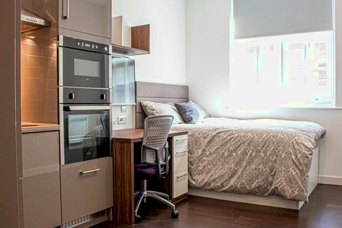 Studio To Rent In Apt, Park Square Residence #, LS1