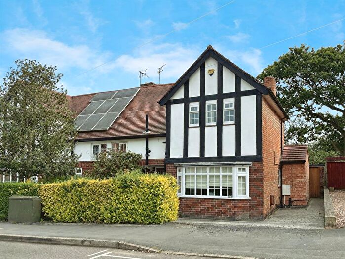 3 Bedroom Semi Detached House To Rent In Jackson Avenue, Mickleover, Derby, DE3